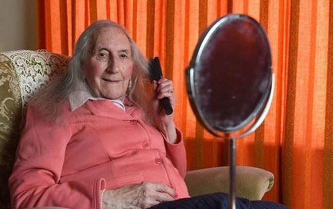 2. Dünya Savaşı gazisi, 90 yaşında cinsiyet değiştirerek kadın oldu!