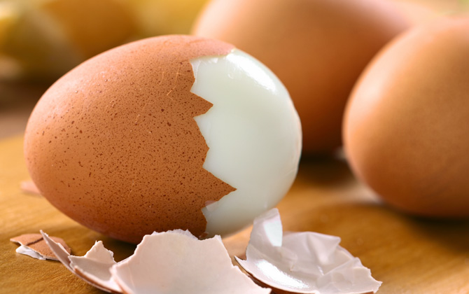Yumurta kolaylıkla nasıl soyulur?